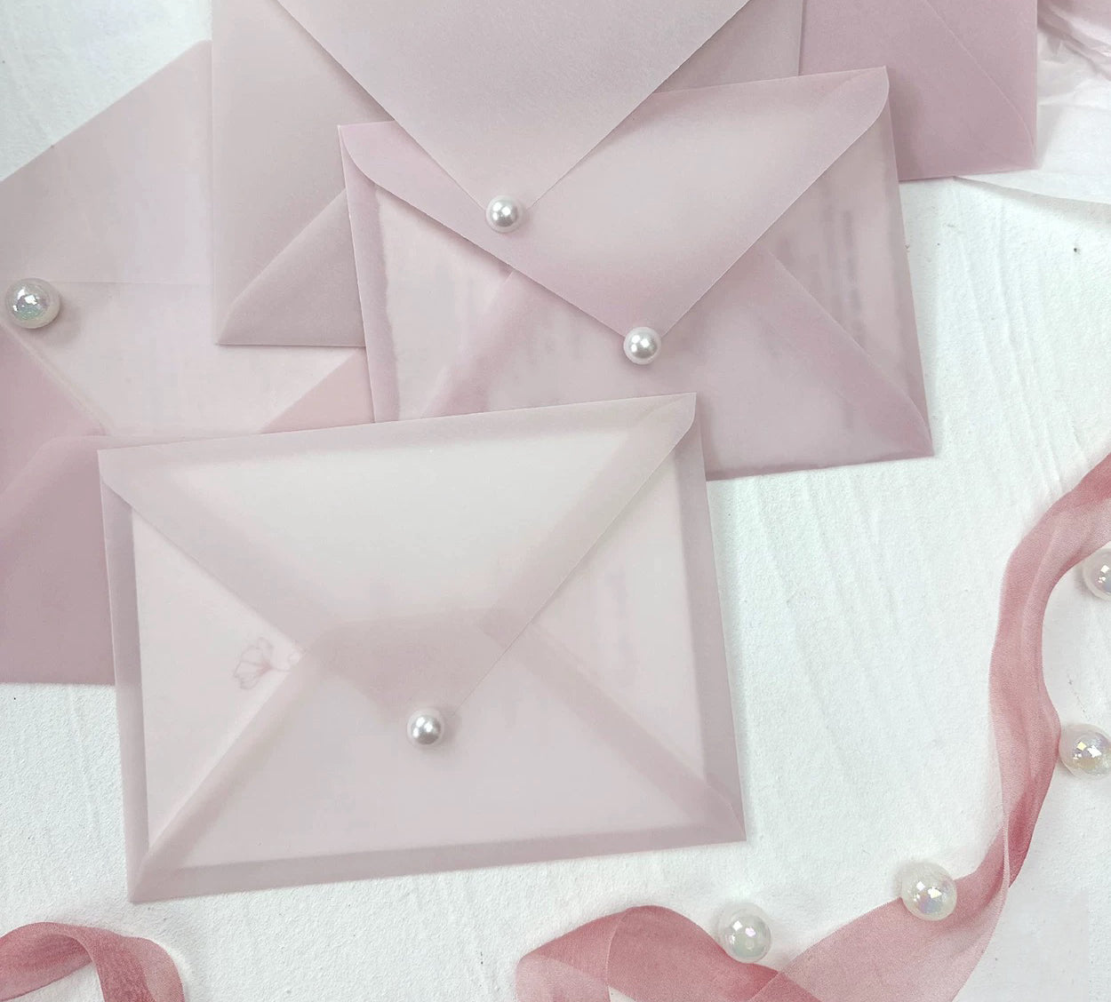 Romantic Misty Pink Envelopes with Pearl Seal - 5 pcs